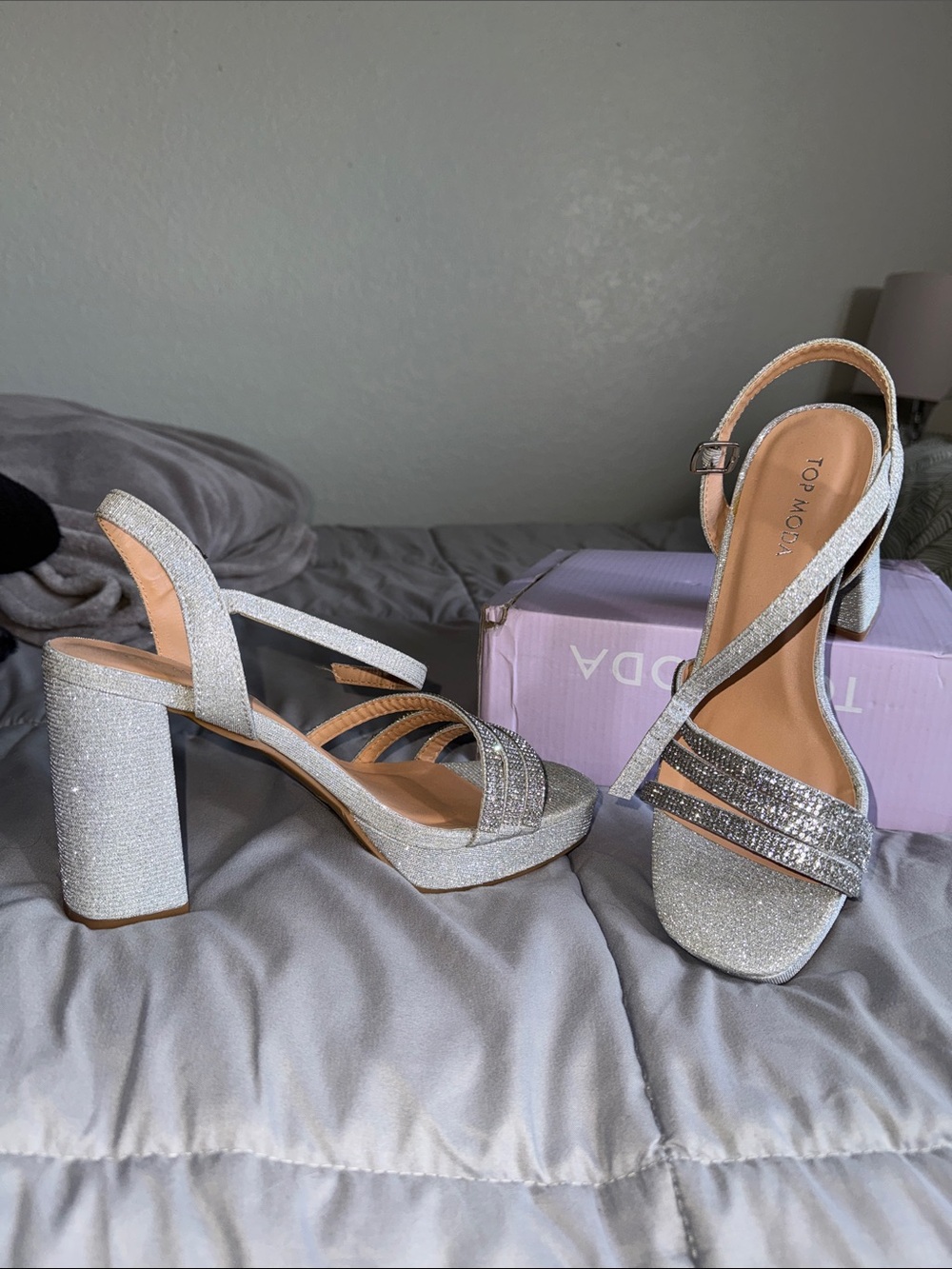 TOP MODA Silver Glitter Strappy Block Heel Sandals with Slingback